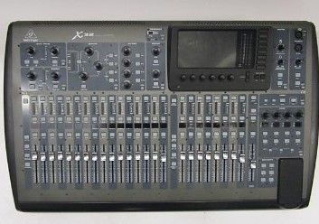X32